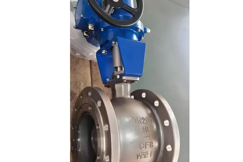 Why Choose a Motorized Ball Valve with Manual Override?