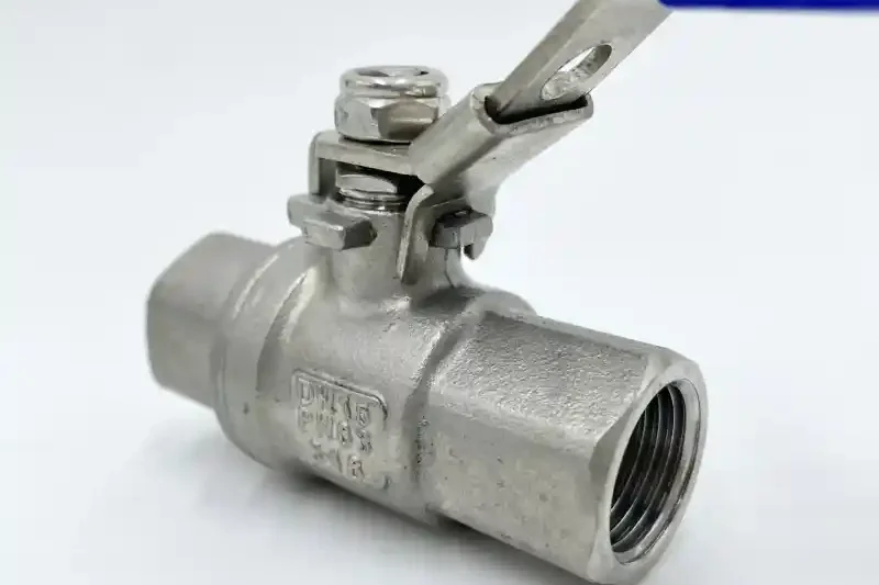 1/2 inch ball valve in mm: More than one answer
